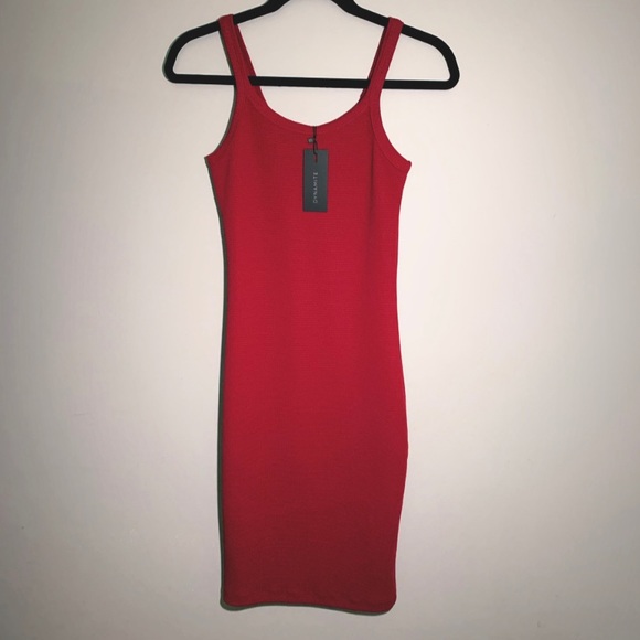 Dynamite Skylar scoop neck bodycon dress - Picture 2 of 4